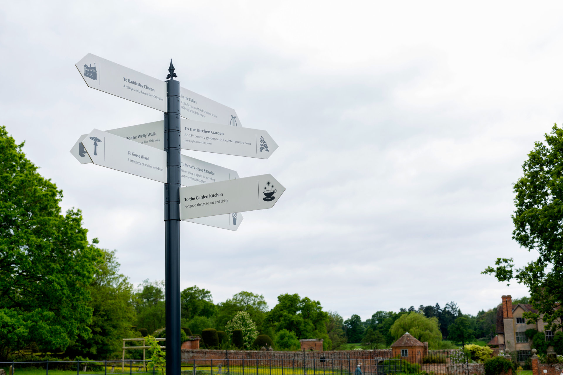 nt - packwood - pole sign