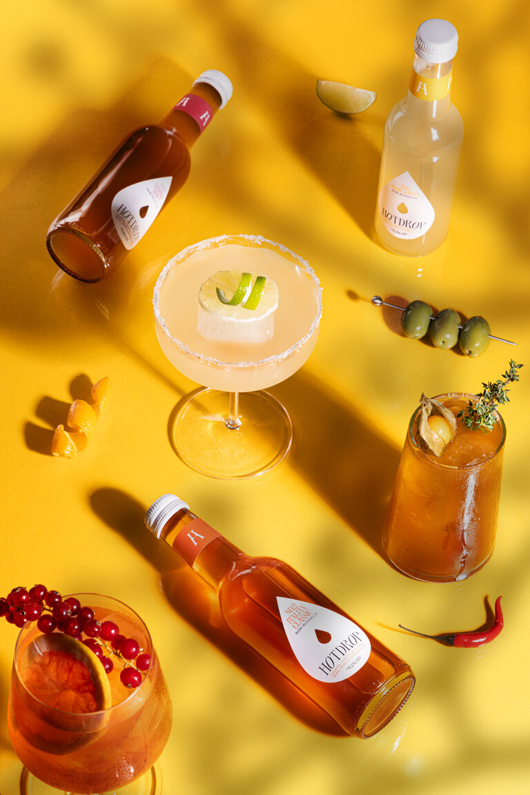 hotdrop drinks table